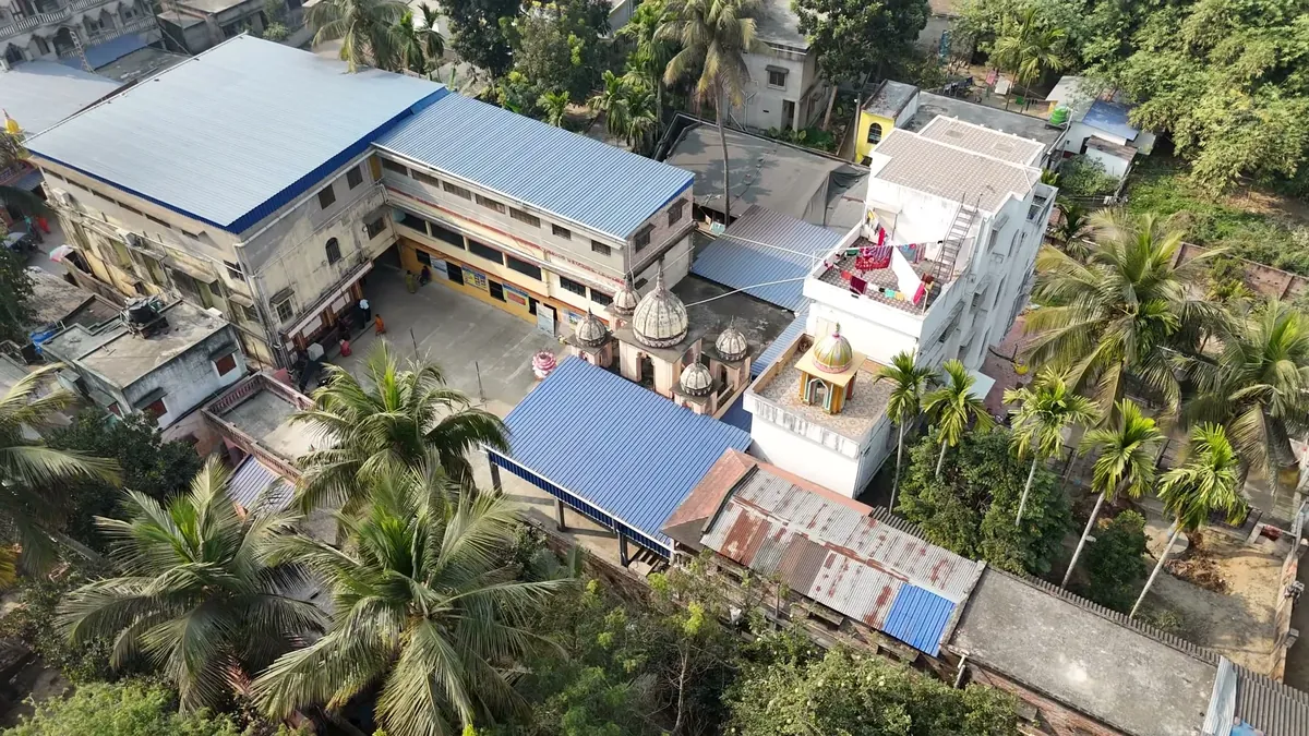 Bird's eye view of the ashram campus