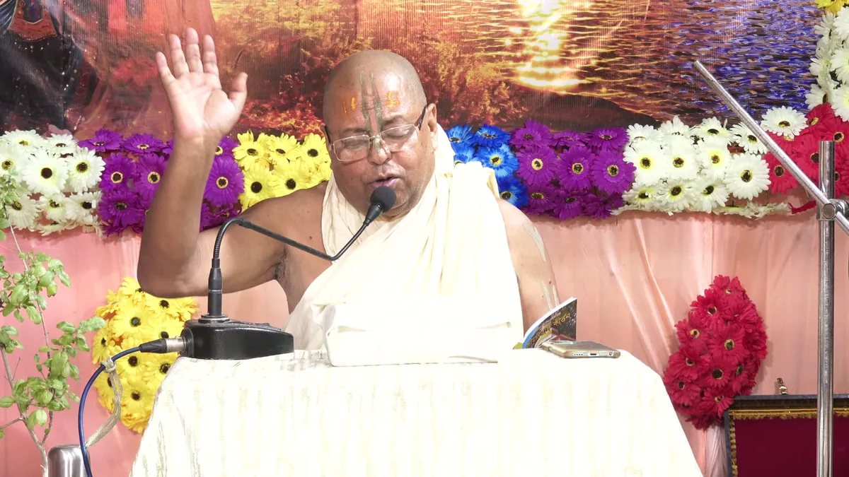 Vaishnav Seva — festival celebrations at Narahari Dham